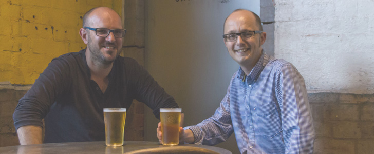 (l-r) The Good Beer Co's James Grugeon and Australian Marine Conservation Society CEO Darren Kindleysides